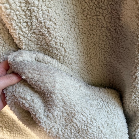 Skims Teddy Track Pants in Bone Sherpa Size XL NWT - Picture 4 of 9